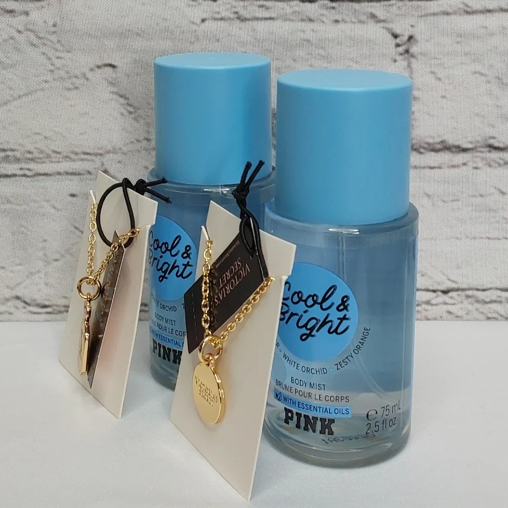 VICTORIA'S SECRET 'PINK' 'COOL & BRIGHT' 4-PIECE BODY MIST & BOTTLE CHARMS SET